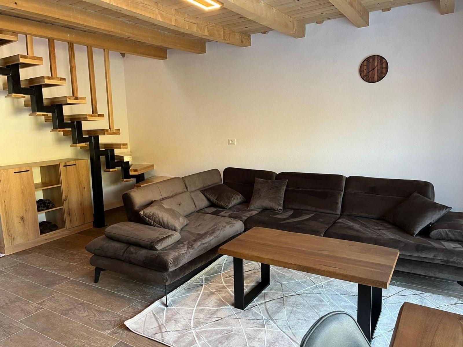 Bujtinat Lisa Appartement Boge Buitenkant foto