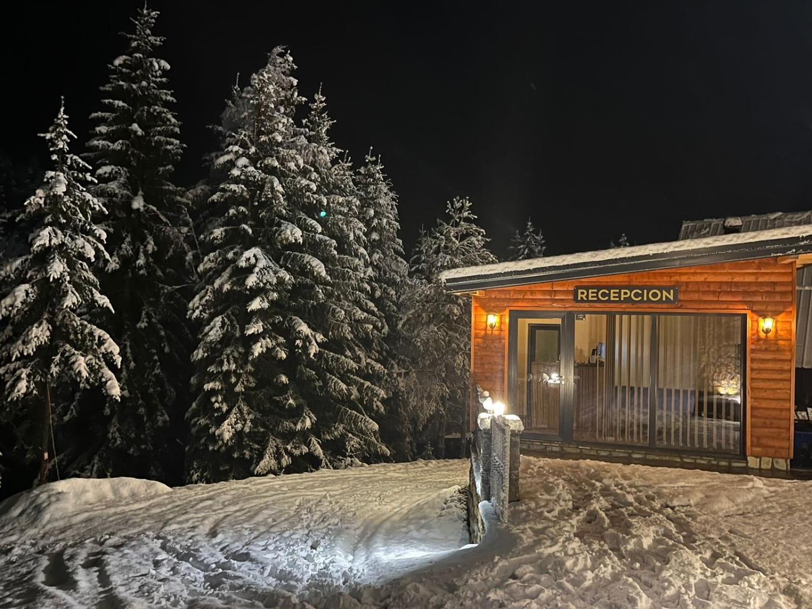 Bujtinat Lisa Appartement Boge Buitenkant foto